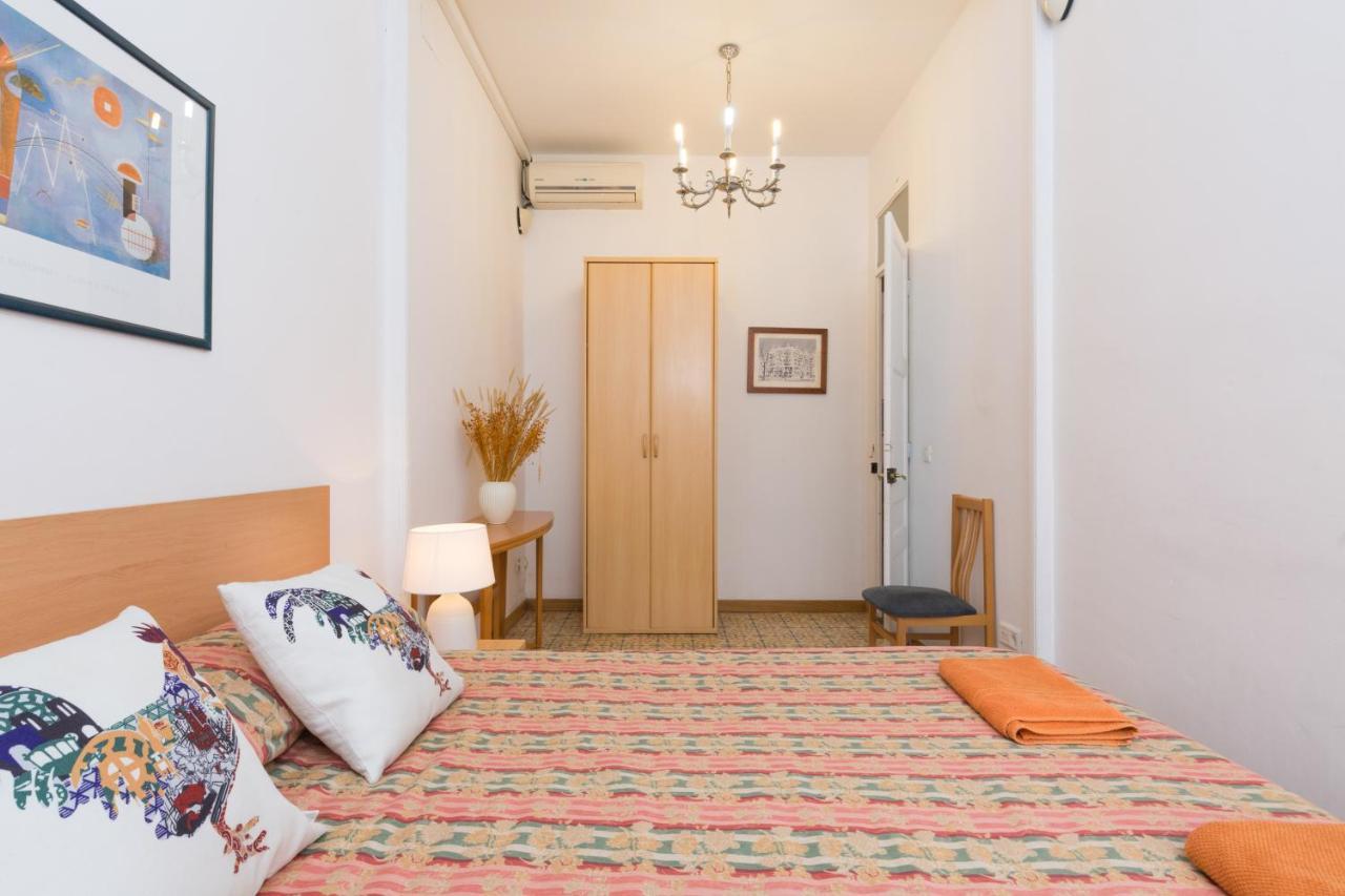Aparteasy - Central Gracia Apartments Barcelona Kültér fotó