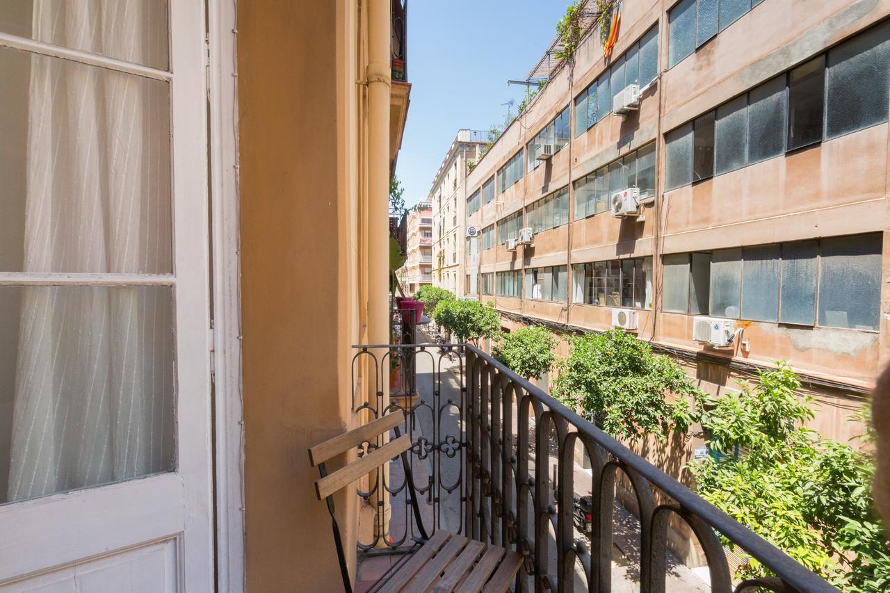 Aparteasy - Central Gracia Apartments Barcelona Kültér fotó